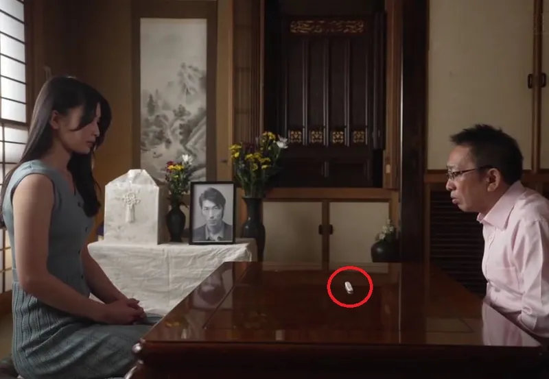 Một ngày sau tang lễ ông xã, người tình của con trai đã bị bố gã chồng ép đụ không bao đến mang thai